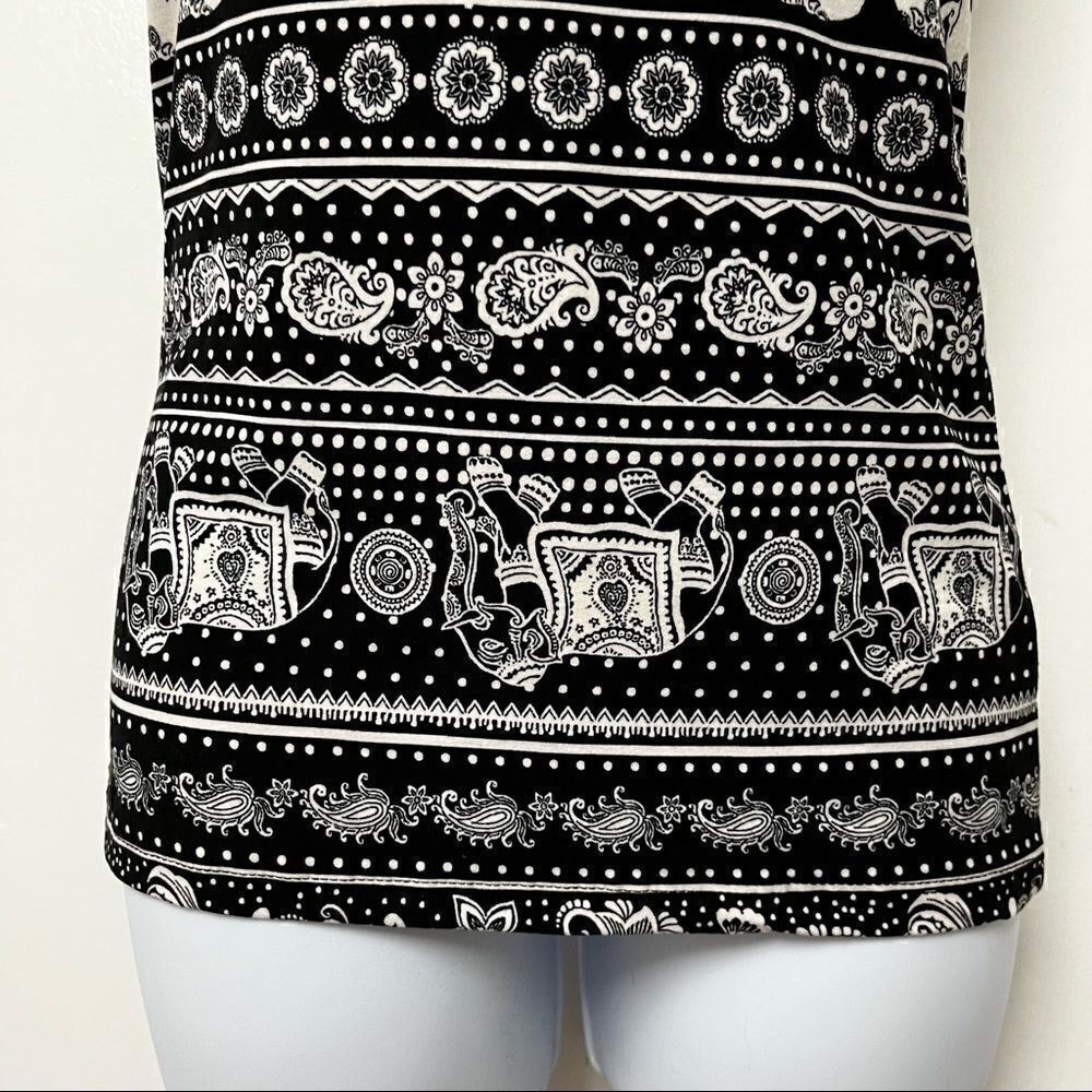 TANK TOP! Rue 21 Elephant Tank Top Size M Never Worn - Picture 3 of 7